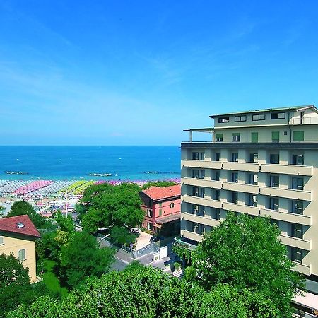 Hotel Acropolis カットーリカ エクステリア 写真